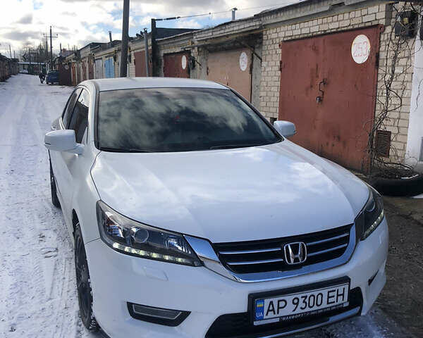 Білий Хонда Аккорд, об'ємом двигуна 2.4 л та пробігом 101 тис. км за 15000 $, фото 1 на Automoto.ua