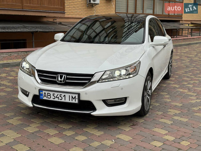 Белый Хонда Аккорд, объемом двигателя 2.36 л и пробегом 162 тыс. км за 13900 $, фото 1 на Automoto.ua