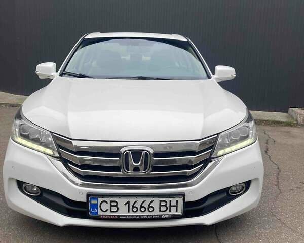 Хонда Аккорд 2014 в Чернигове на Automoto.ua Белый Хонда Аккорд, объемом двигателя 2.4 л и пробегом 190 тыс. км за 13500 $, фото 1 на Automoto.ua