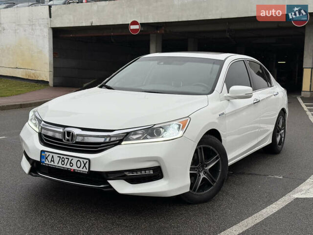 Белый Хонда Аккорд, объемом двигателя 2 л и пробегом 259 тыс. км за 14300 $, фото 1 на Automoto.ua
