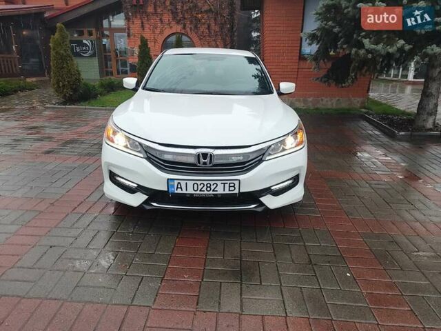 Білий Хонда Аккорд, об'ємом двигуна 2.36 л та пробігом 114 тис. км за 16200 $, фото 1 на Automoto.ua
