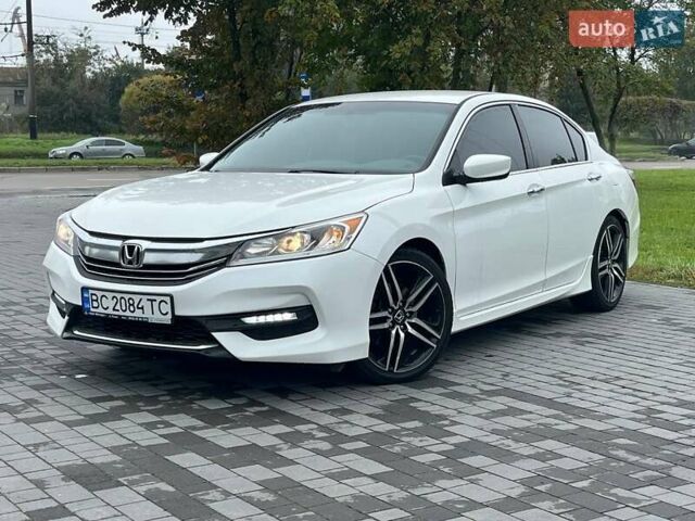 Білий Хонда Аккорд, об'ємом двигуна 2.36 л та пробігом 255 тис. км за 12500 $, фото 1 на Automoto.ua