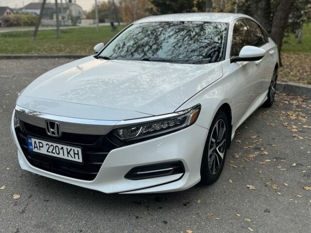 Белый Хонда Аккорд, объемом двигателя 1.5 л и пробегом 73 тыс. км за 16200 $, фото 1 на Automoto.ua