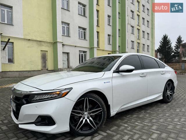 Білий Хонда Аккорд, об'ємом двигуна 1.99 л та пробігом 40 тис. км за 28800 $, фото 1 на Automoto.ua