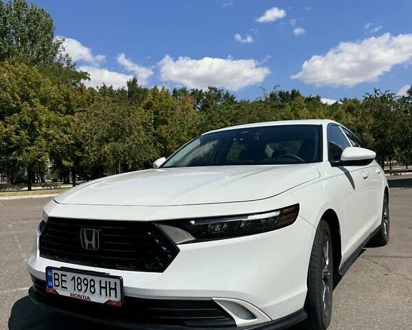 Белый Хонда Аккорд, объемом двигателя 1.5 л и пробегом 5 тыс. км за 32277 $, фото 1 на Automoto.ua