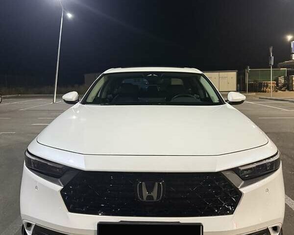 Белый Хонда Аккорд, объемом двигателя 1.99 л и пробегом 12 тыс. км за 36999 $, фото 1 на Automoto.ua