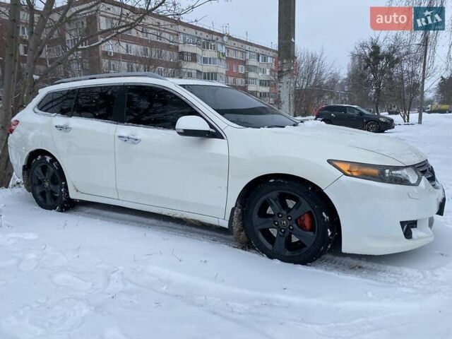 Белый Хонда Аккорд, объемом двигателя 2.4 л и пробегом 205 тыс. км за 8500 $, фото 1 на Automoto.ua