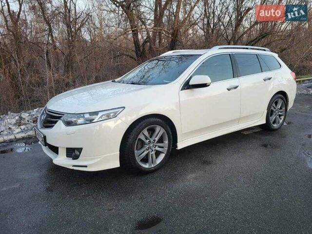 Білий Хонда Аккорд, об'ємом двигуна 2.35 л та пробігом 294 тис. км за 9095 $, фото 1 на Automoto.ua