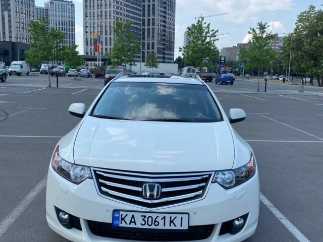 Білий Хонда Аккорд, об'ємом двигуна 2.2 л та пробігом 240 тис. км за 9500 $, фото 1 на Automoto.ua