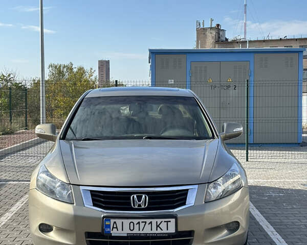 Хонда Аккорд 2007 в Кривом Роге на Automoto.ua Бежевый Хонда Аккорд, объемом двигателя 2.35 л и пробегом 290 тыс. км за 7900 $, фото 1 на Automoto.ua