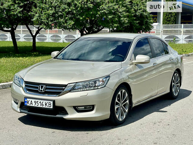 Бежевый Хонда Аккорд, объемом двигателя 2.4 л и пробегом 224 тыс. км за 13200 $, фото 1 на Automoto.ua