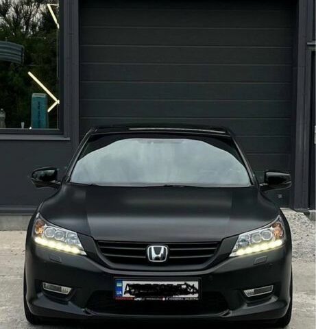 Чорний Хонда Аккорд, об'ємом двигуна 0 л та пробігом 196 тис. км за 16800 $, фото 1 на Automoto.ua