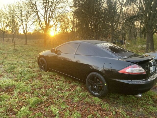 Черный Хонда Аккорд, объемом двигателя 3 л и пробегом 256 тыс. км за 6500 $, фото 1 на Automoto.ua