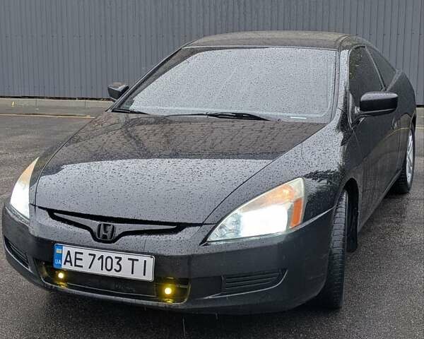 Черный Хонда Аккорд, объемом двигателя 2.4 л и пробегом 262 тыс. км за 5300 $, фото 1 на Automoto.ua