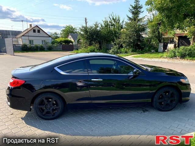 Черный Хонда Аккорд, объемом двигателя 2.4 л и пробегом 230 тыс. км за 10500 $, фото 1 на Automoto.ua