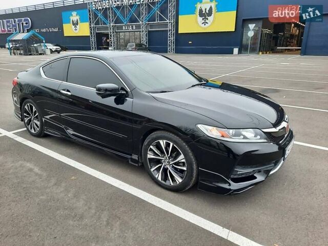 Черный Хонда Аккорд, объемом двигателя 2.4 л и пробегом 70 тыс. км за 11800 $, фото 1 на Automoto.ua