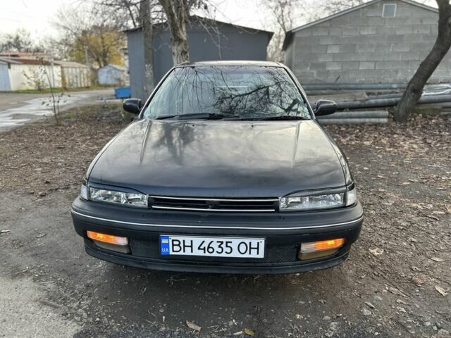 Черный Хонда Аккорд, объемом двигателя 1.8 л и пробегом 251 тыс. км за 1150 $, фото 1 на Automoto.ua