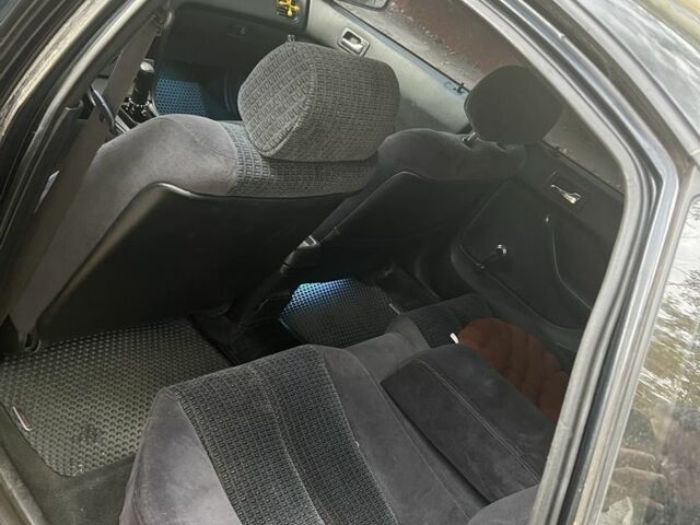 Черный Хонда Аккорд, объемом двигателя 2 л и пробегом 312 тыс. км за 2000 $, фото 1 на Automoto.ua