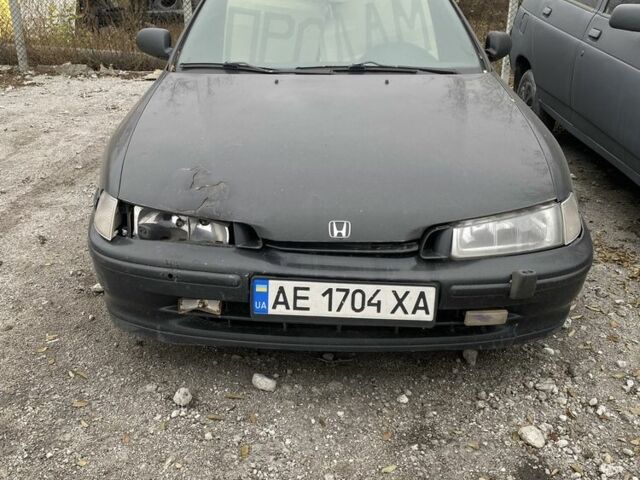 Черный Хонда Аккорд, объемом двигателя 2.2 л и пробегом 300 тыс. км за 2000 $, фото 1 на Automoto.ua