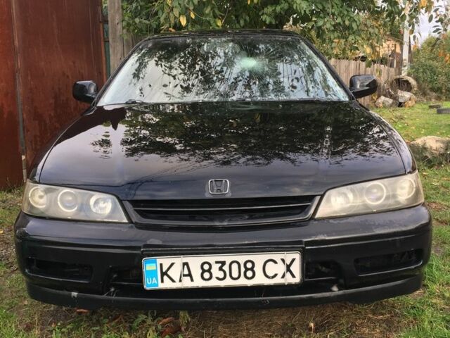 Хонда Аккорд 1994 у Києві на Automoto.ua Чорний Хонда Аккорд, об'ємом двигуна 2.2 л та пробігом 3 тис. км за 1054 $, фото 1 на Automoto.ua