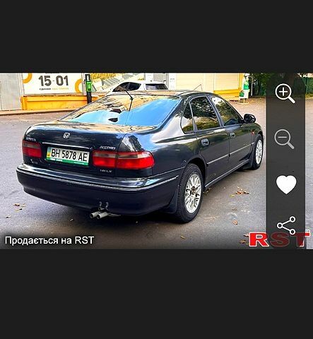 Черный Хонда Аккорд, объемом двигателя 1.8 л и пробегом 333 тыс. км за 2500 $, фото 1 на Automoto.ua