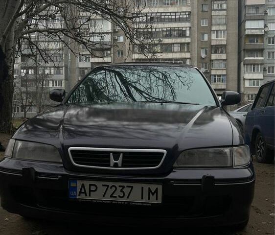Черный Хонда Аккорд, объемом двигателя 2.3 л и пробегом 243 тыс. км за 2500 $, фото 1 на Automoto.ua