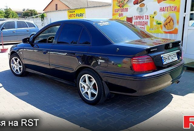 Черный Хонда Аккорд, объемом двигателя 1.9 л и пробегом 240 тыс. км за 4000 $, фото 1 на Automoto.ua
