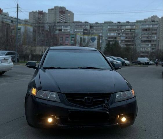 Черный Хонда Аккорд, объемом двигателя 2.2 л и пробегом 500 тыс. км за 3198 $, фото 1 на Automoto.ua