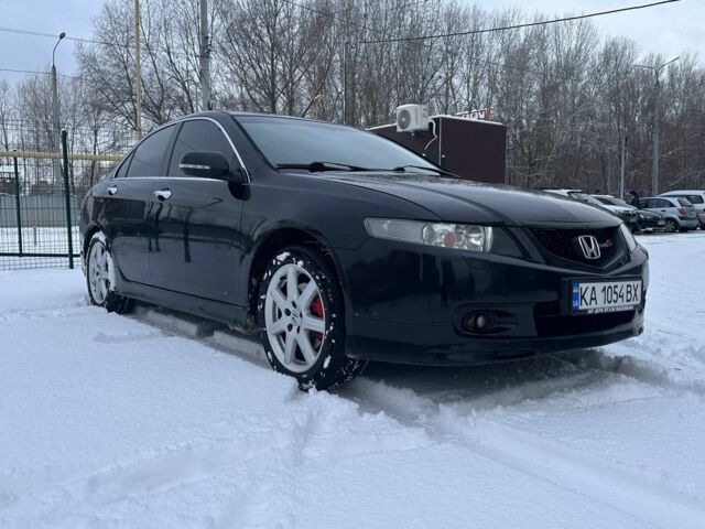 Черный Хонда Аккорд, объемом двигателя 2.4 л и пробегом 300 тыс. км за 5799 $, фото 1 на Automoto.ua