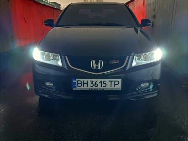 Чорний Хонда Аккорд, об'ємом двигуна 2.4 л та пробігом 303 тис. км за 6900 $, фото 1 на Automoto.ua