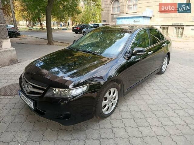 Черный Хонда Аккорд, объемом двигателя 2 л и пробегом 197 тыс. км за 8500 $, фото 1 на Automoto.ua