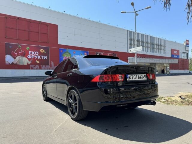 Чорний Хонда Аккорд, об'ємом двигуна 2 л та пробігом 317 тис. км за 6700 $, фото 1 на Automoto.ua