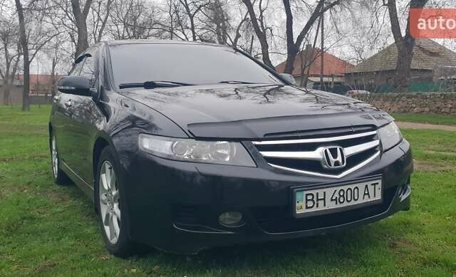 Черный Хонда Аккорд, объемом двигателя 2.4 л и пробегом 220 тыс. км за 6500 $, фото 1 на Automoto.ua