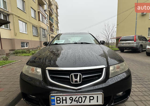 Черный Хонда Аккорд, объемом двигателя 2 л и пробегом 233 тыс. км за 6800 $, фото 1 на Automoto.ua