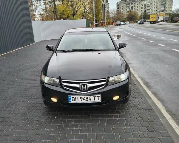 Черный Хонда Аккорд, объемом двигателя 2 л и пробегом 297 тыс. км за 6700 $, фото 1 на Automoto.ua