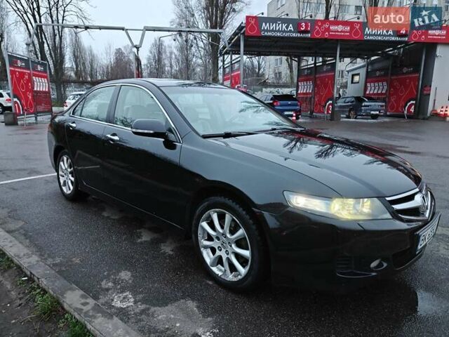 Черный Хонда Аккорд, объемом двигателя 2.4 л и пробегом 354 тыс. км за 7600 $, фото 1 на Automoto.ua