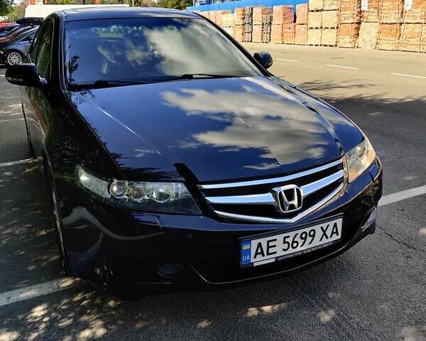 Черный Хонда Аккорд, объемом двигателя 2 л и пробегом 240 тыс. км за 6900 $, фото 1 на Automoto.ua