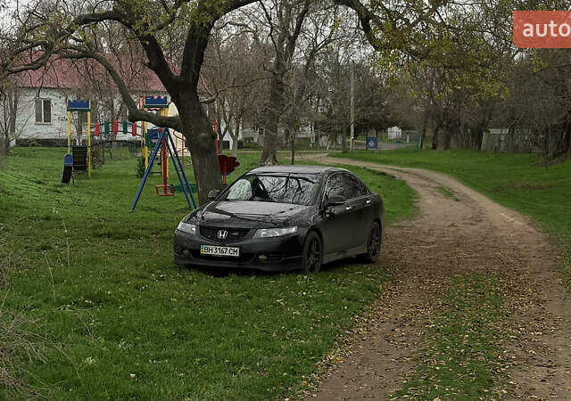 Черный Хонда Аккорд, объемом двигателя 2.35 л и пробегом 165 тыс. км за 6500 $, фото 1 на Automoto.ua