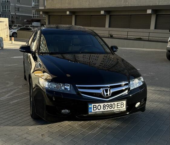 Чорний Хонда Аккорд, об'ємом двигуна 2 л та пробігом 385 тис. км за 5900 $, фото 1 на Automoto.ua