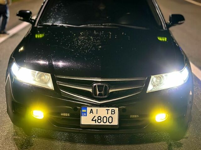 Черный Хонда Аккорд, объемом двигателя 2 л и пробегом 306 тыс. км за 7200 $, фото 1 на Automoto.ua