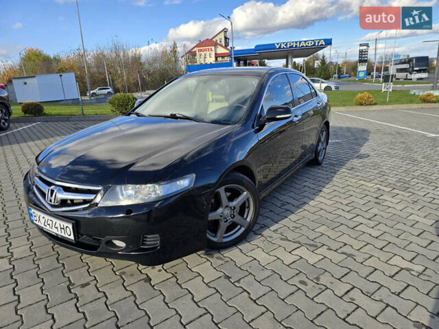 Черный Хонда Аккорд, объемом двигателя 2.35 л и пробегом 290 тыс. км за 7500 $, фото 1 на Automoto.ua
