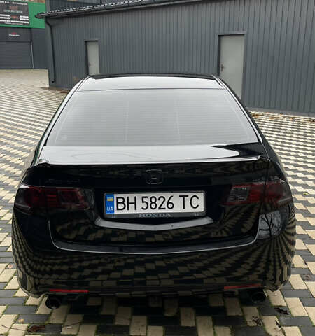 Черный Хонда Аккорд, объемом двигателя 2.4 л и пробегом 177 тыс. км за 10200 $, фото 1 на Automoto.ua