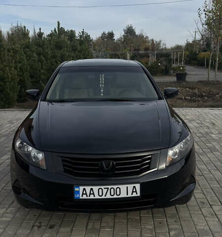 Черный Хонда Аккорд, объемом двигателя 2.35 л и пробегом 280 тыс. км за 7200 $, фото 1 на Automoto.ua