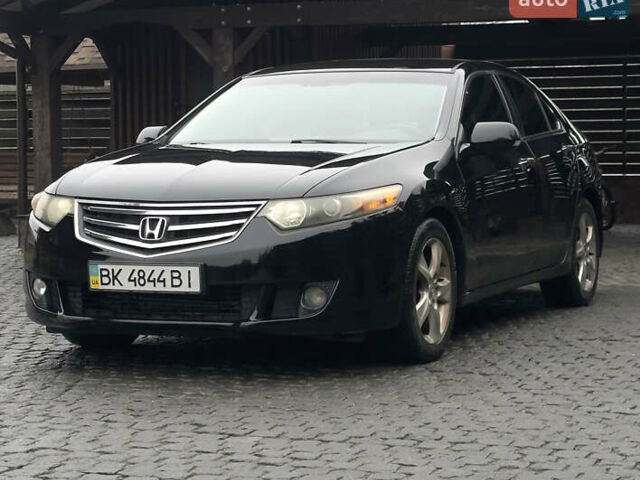 Черный Хонда Аккорд, объемом двигателя 2 л и пробегом 185 тыс. км за 7900 $, фото 1 на Automoto.ua