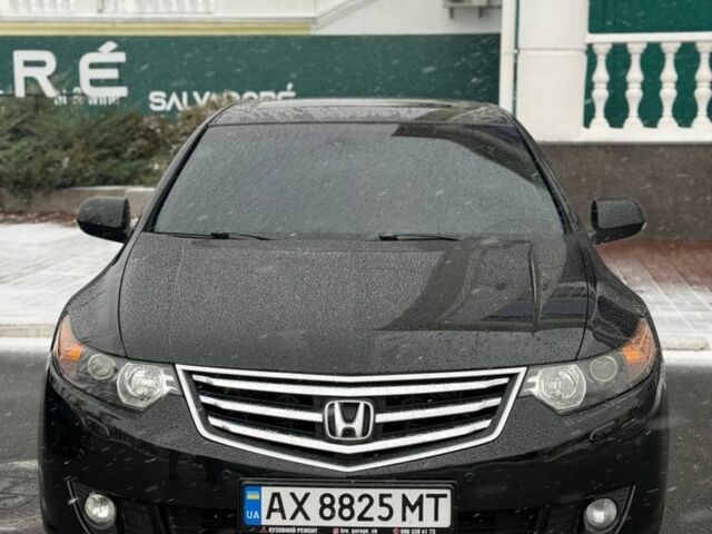 Черный Хонда Аккорд, объемом двигателя 2 л и пробегом 200 тыс. км за 9200 $, фото 1 на Automoto.ua