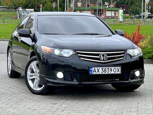 Черный Хонда Аккорд, объемом двигателя 2.4 л и пробегом 238 тыс. км за 10500 $, фото 1 на Automoto.ua