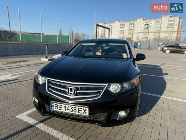 Чорний Хонда Аккорд, об'ємом двигуна 2 л та пробігом 210 тис. км за 9500 $, фото 1 на Automoto.ua