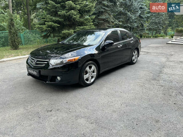 Черный Хонда Аккорд, объемом двигателя 2 л и пробегом 184 тыс. км за 7700 $, фото 1 на Automoto.ua