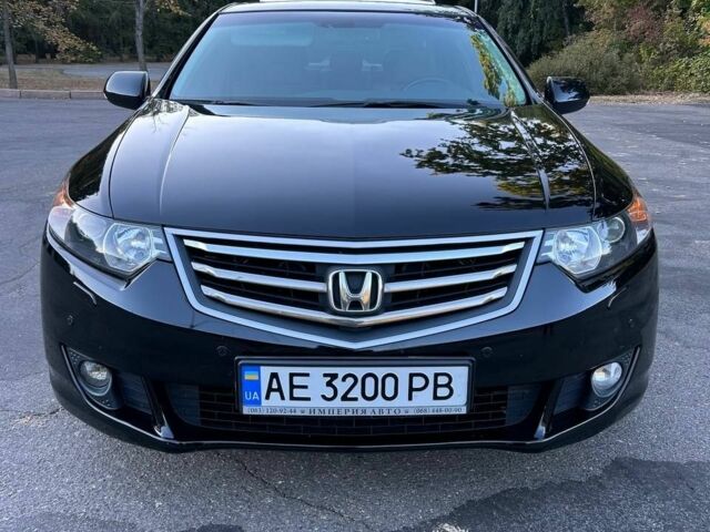Черный Хонда Аккорд, объемом двигателя 2.4 л и пробегом 219 тыс. км за 0 $, фото 1 на Automoto.ua