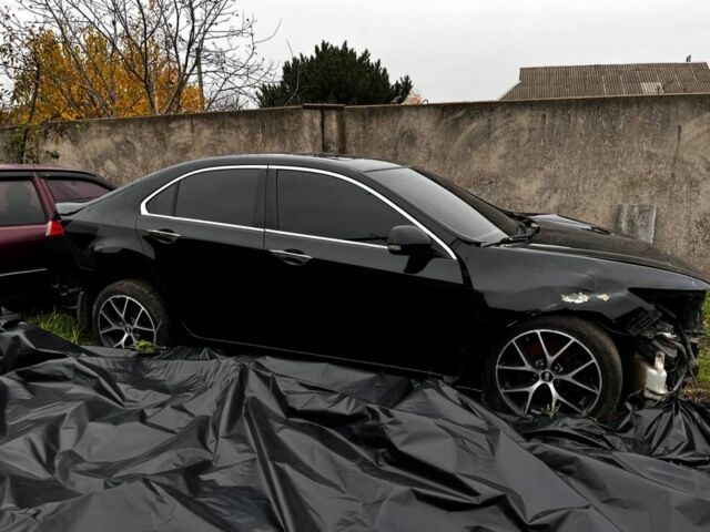 Черный Хонда Аккорд, объемом двигателя 2.4 л и пробегом 220 тыс. км за 5000 $, фото 1 на Automoto.ua